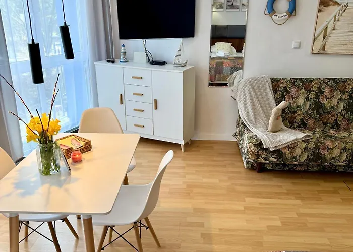 Al-dom Awangardia 207 *